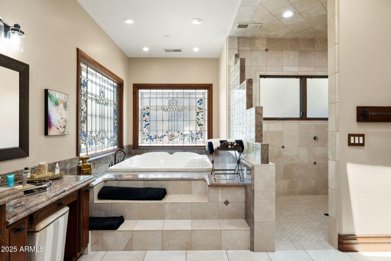 72-Primary Bathroom (5)