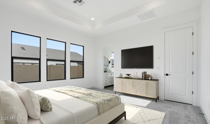 Edgewood Lot #165 Primary Suite (2) (Lar