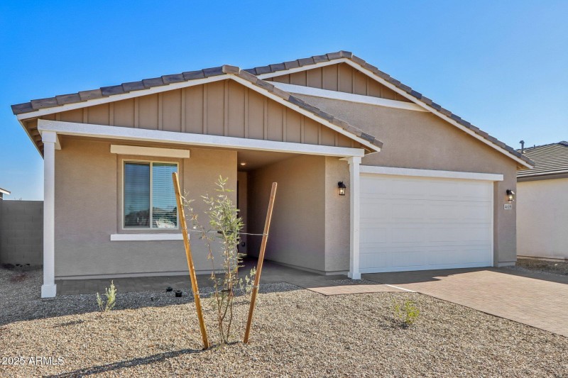 4-web-or-mls-S 95th Dr-S0512-004