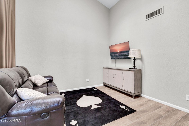 26434 S Boxwood Dr-24