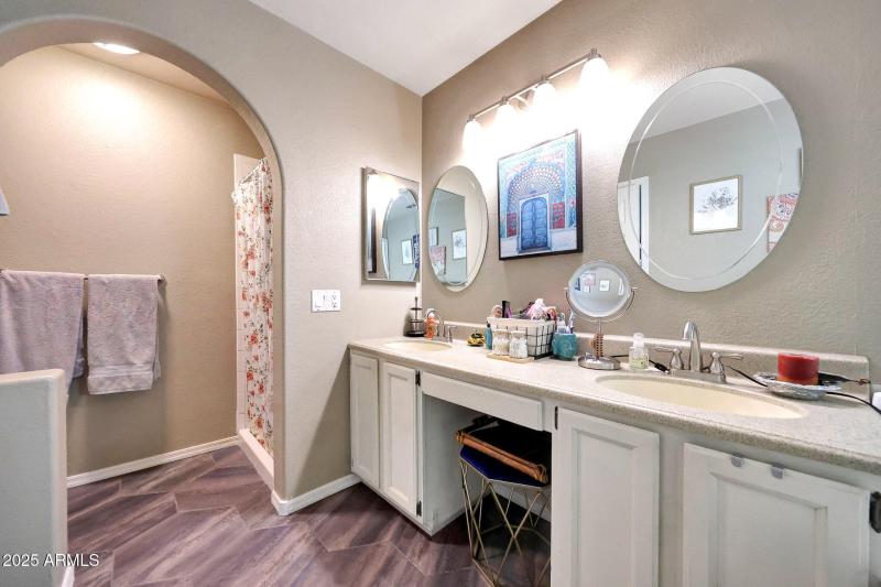Double vanity sinks and shower