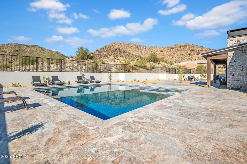 Private Pool and Spa