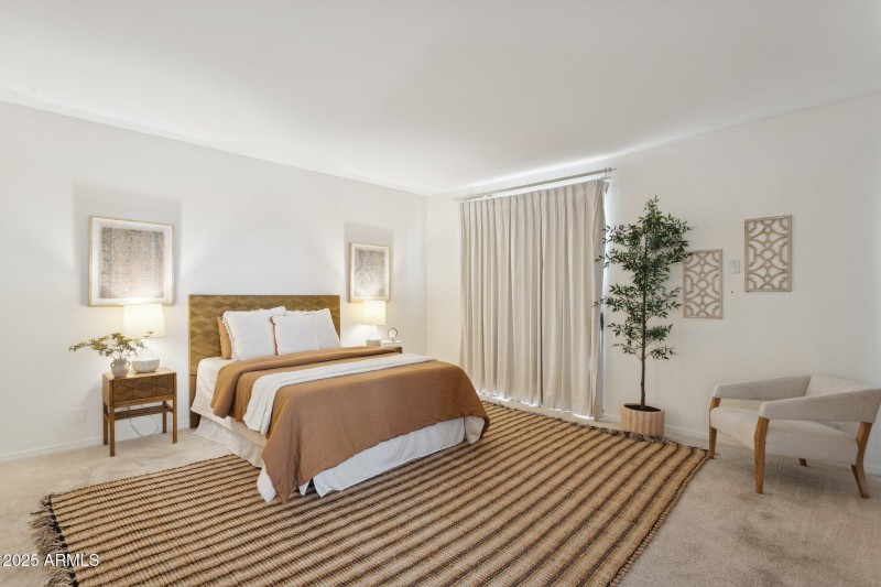 34-web-or-mls-3800-e-lincoln-dr-7