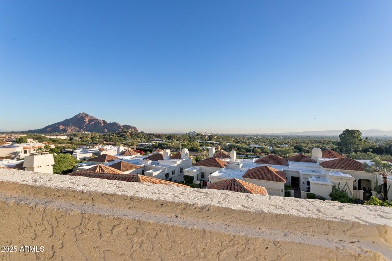 84-web-or-mls-3800-e-lincoln-dr-7