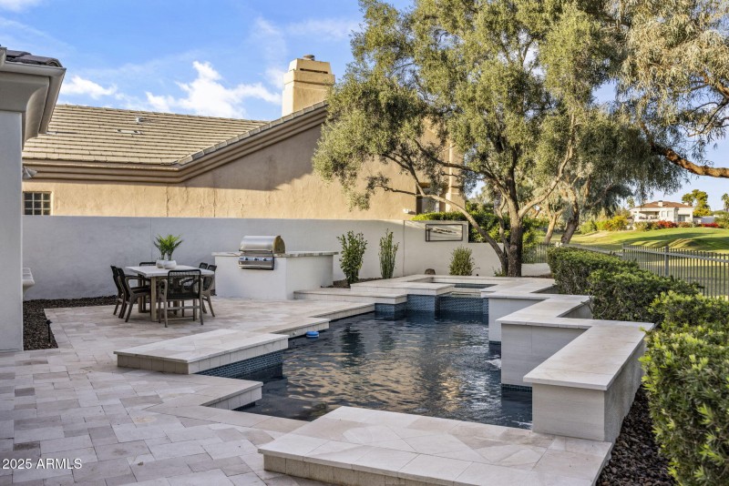 6-web-or-mls-D46A9102 - Copy