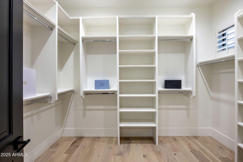 35-web-or-mls-D46A9307