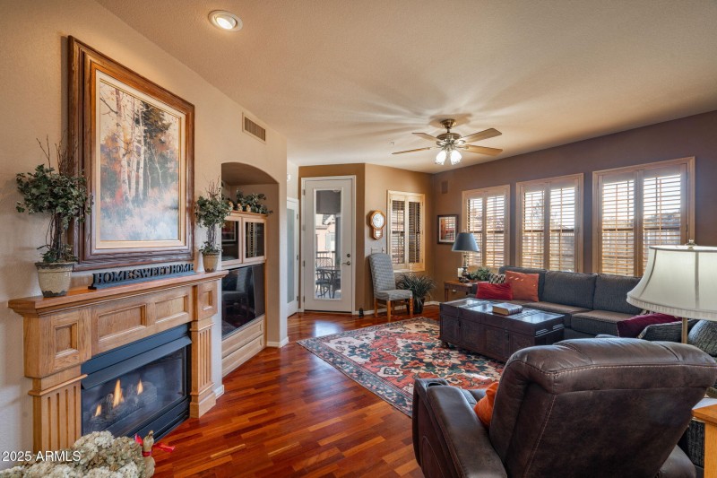 1-web-or-mls-1716-alpine-meadows-ln-1105