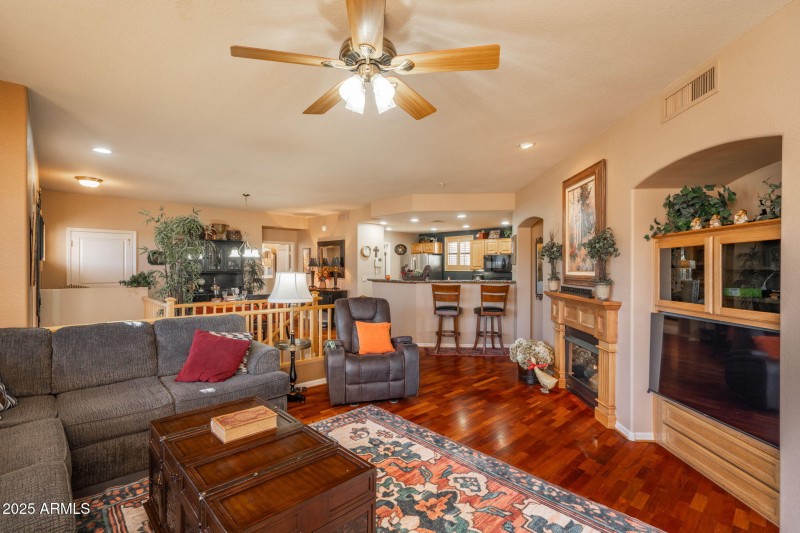 3-web-or-mls-1716-alpine-meadows-ln-1105