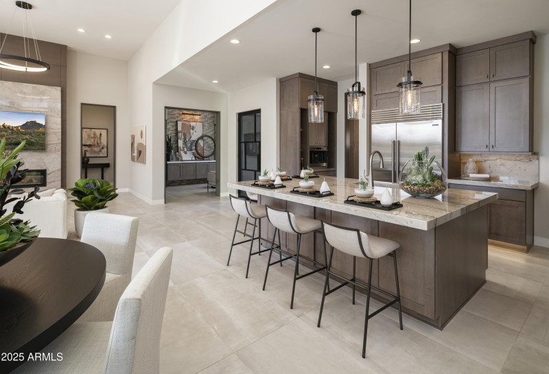 Sereno_Canyon_Stellan_Kitchen_3961_conve