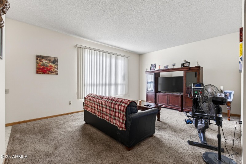 09_11034_W_Crestbrook9_mls