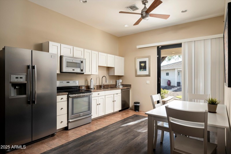 30-8038 E Desert Cove Ave-30