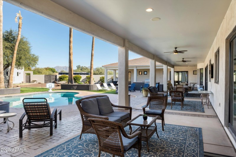 47-8038 E Desert Cove Ave-47