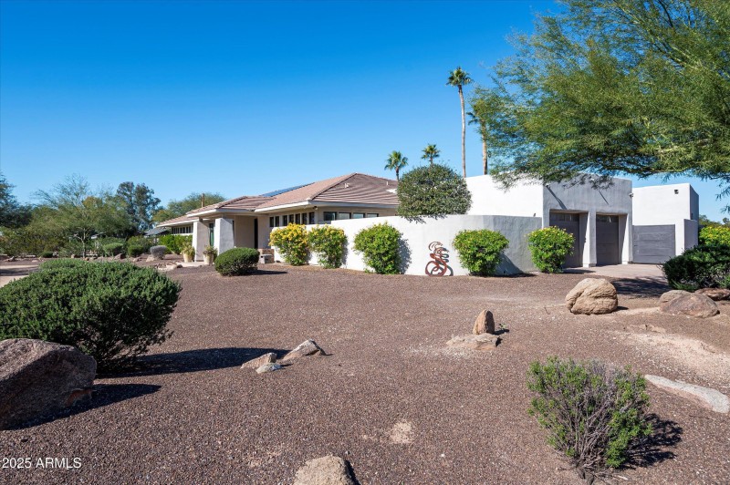 61-8038 E Desert Cove Ave-61