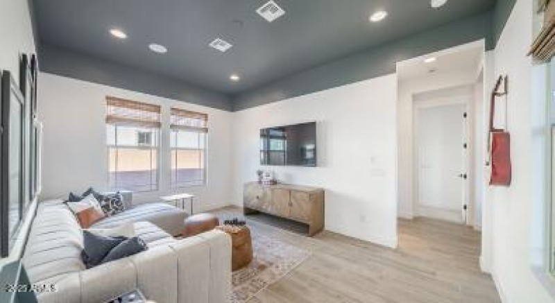 18956 E Druids Glen Road ~ Ready Now!