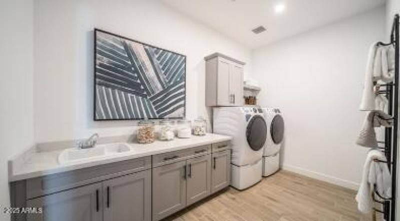 18956 E Druids Glen Road ~ Ready Now!