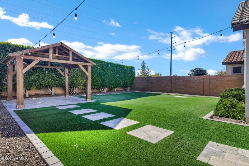 20915 E Cattle Dr-32