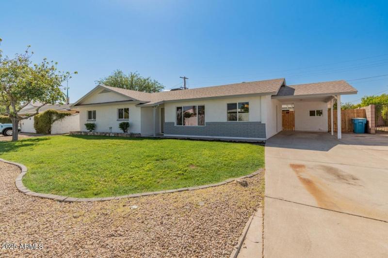 6610 N 15th Ave-36 Large