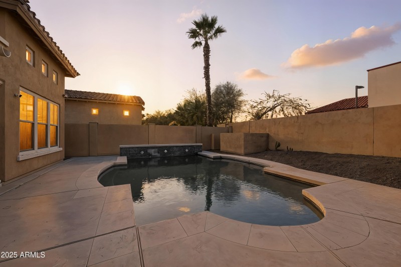 45_dsc_6119_twilight_1b40355b-0e94-4c08-