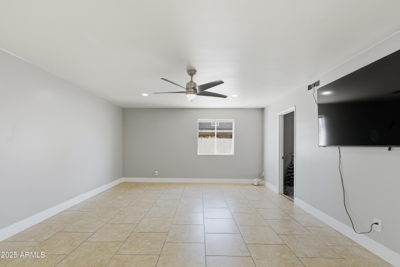 04-10428_W_Calle_de_Plata_5