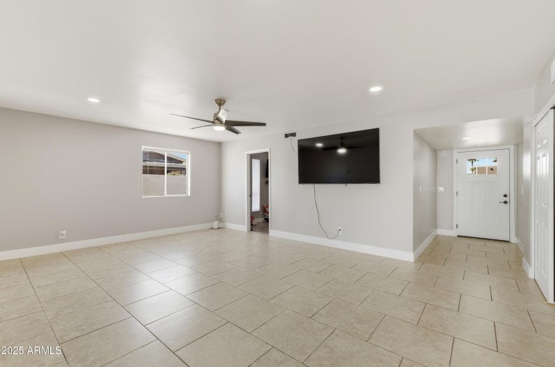 05-10428_W_Calle_de_Plata_6