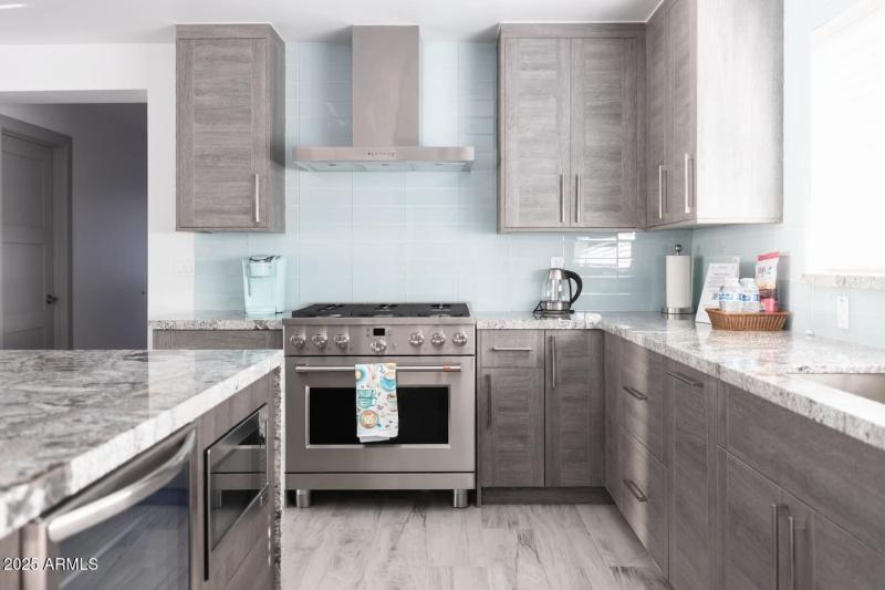 e6de1123-509e-4177-a08b-3d041efb311d