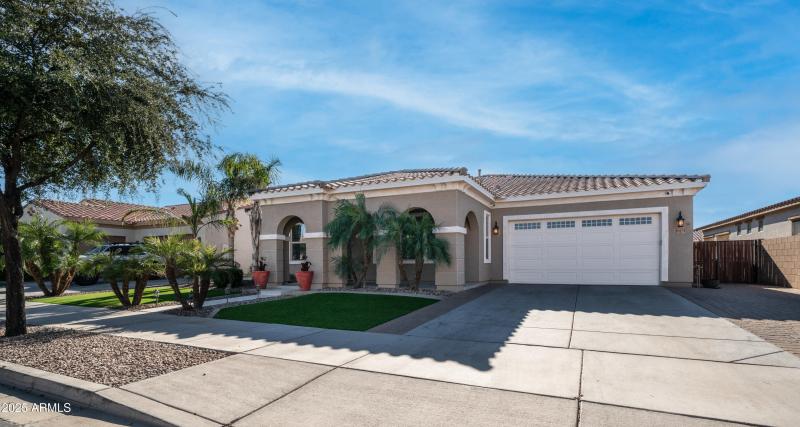 20873 E Waverly Dr Exterior Photos-3