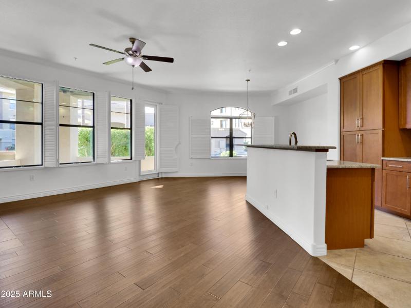 01-7601 E Indian School Road-1