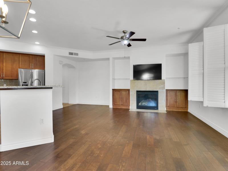 03-7601 E Indian School Road-3