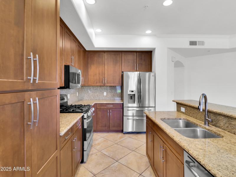 05-7601 E Indian School Road-5