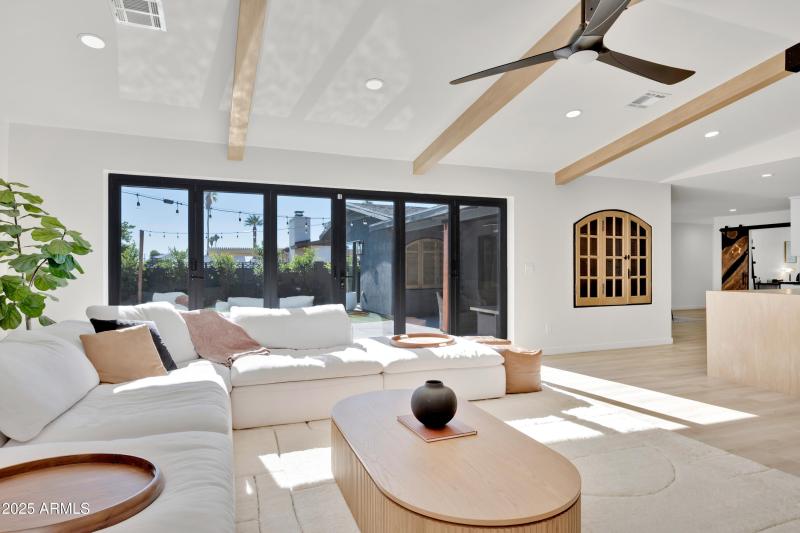 Living RoomLiving Room