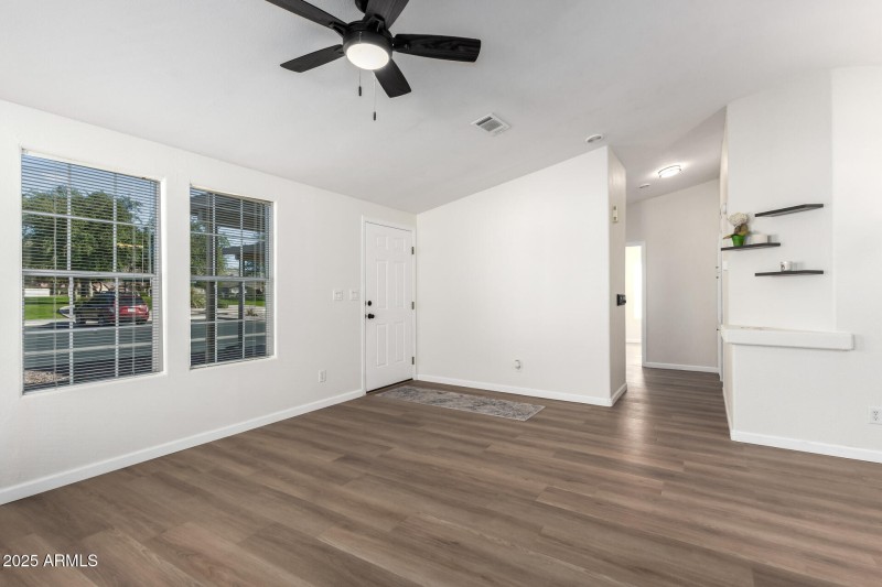 3301 S Goldfield Rd 2006