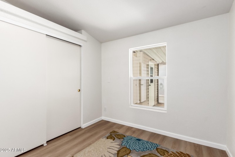 3301 S Goldfield Rd 2006