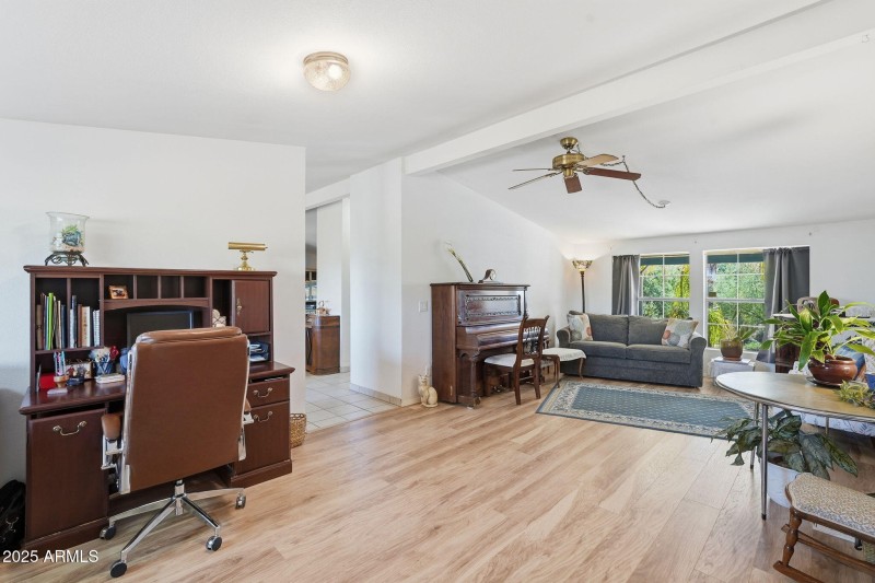 4929 E Tumbleweed Cir