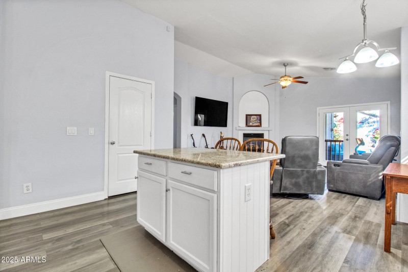 756 E Lovegrass Dr-14_(2048)