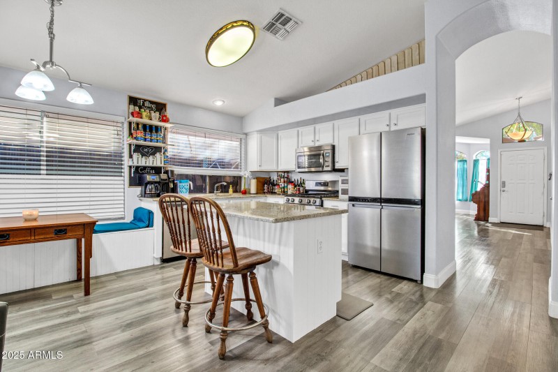 756 E Lovegrass Dr-17_(2048)