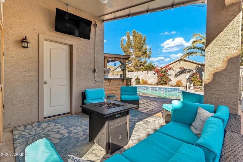 756 E Lovegrass Dr-40_(2048)