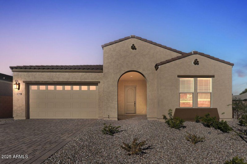 4198 E BRITTLEBUSH Lane - Ready Now!