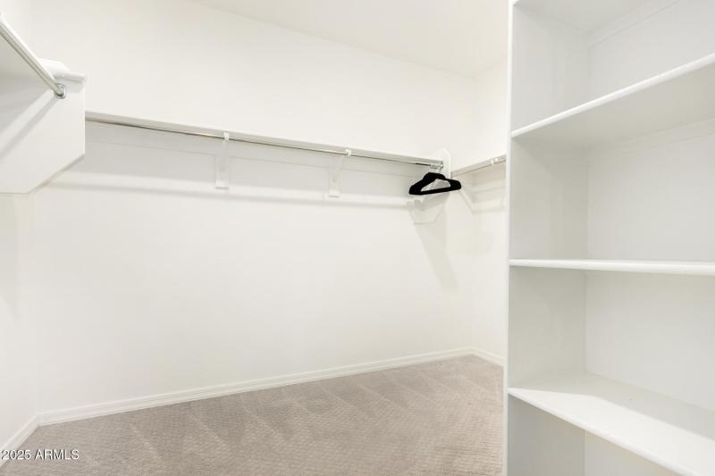 Master bedroom Closet