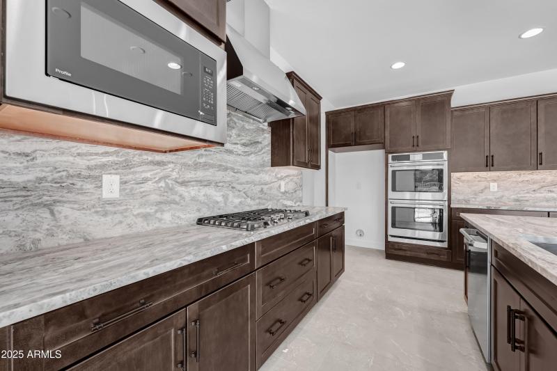 1315 W VIA LAS BRISAS - Ready Now!