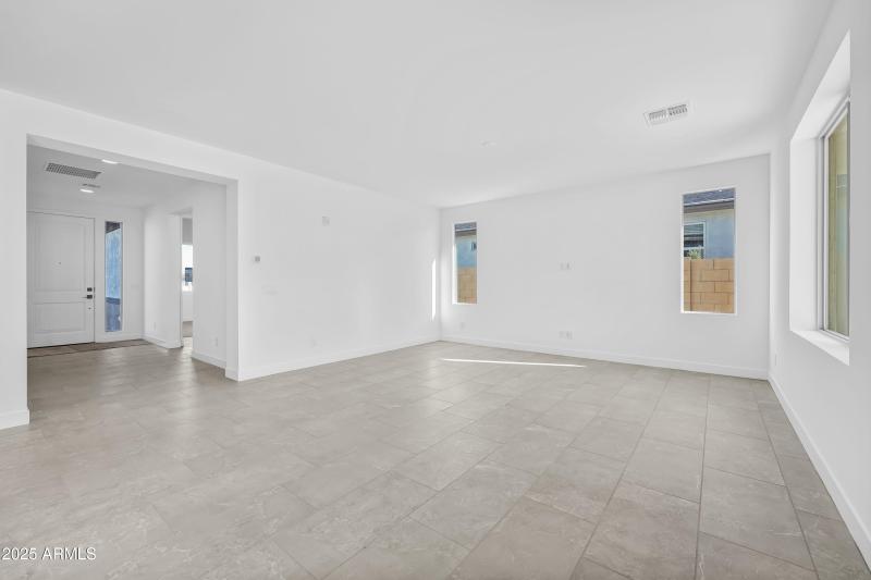 1315 W VIA LAS BRISAS - Ready Now!