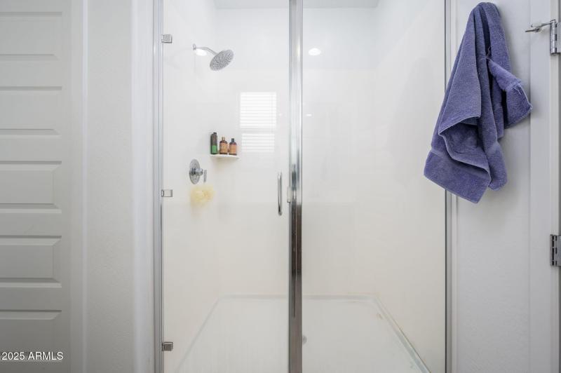 7-web-or-mls-Sells-15