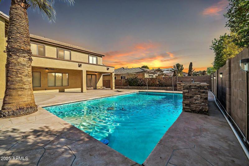 mls_13611 W Merrell St VT 2