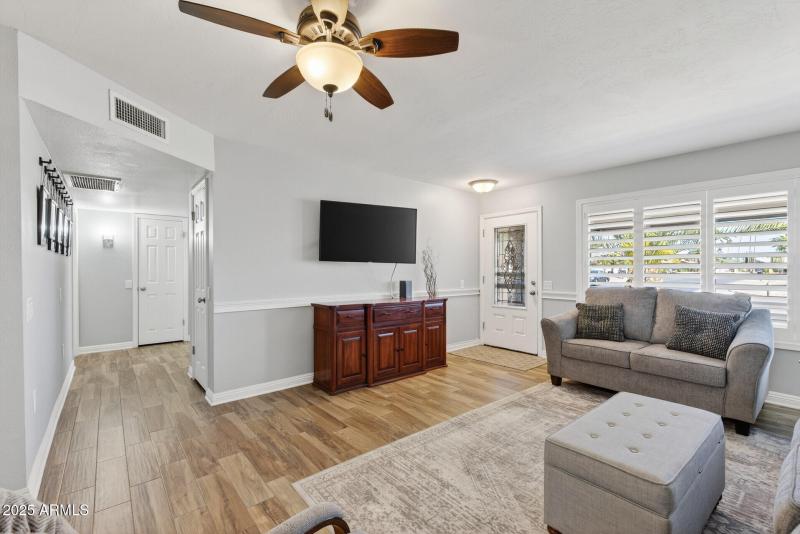 11_14430_Woodbridge_Ln11_mls