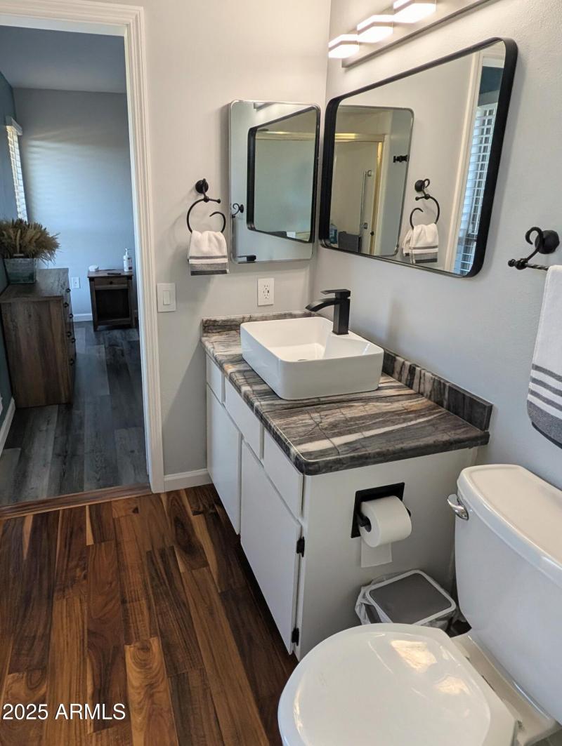 PXL_20251209_214118381~2