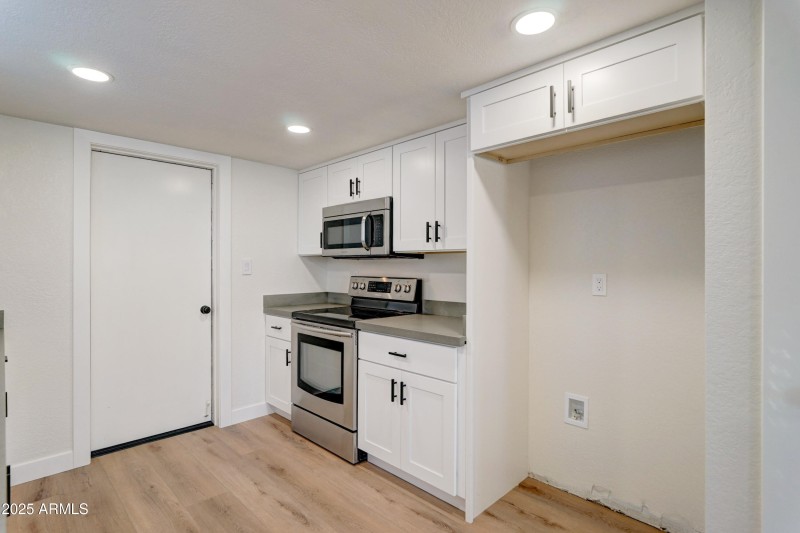 324 W Harvard Ave-10