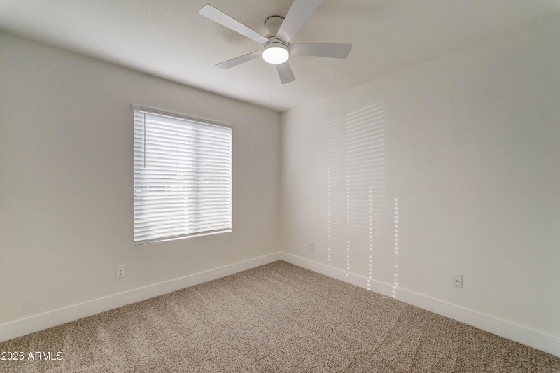 324 W Harvard Ave-19