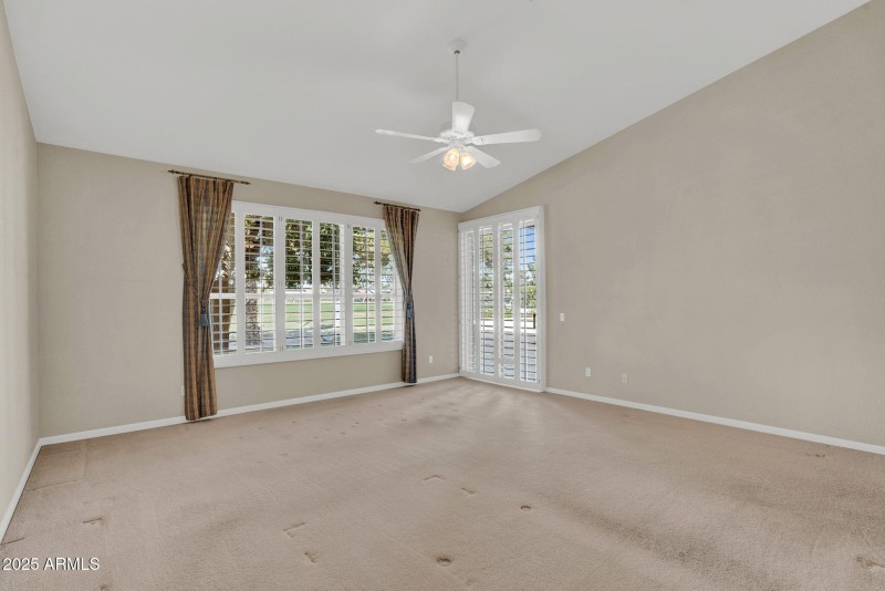 24-web-or-mls-15666 W Fairmount Ave-23