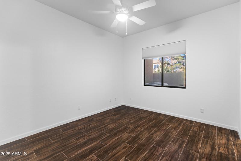 1441 S La Arboleta Dr-24