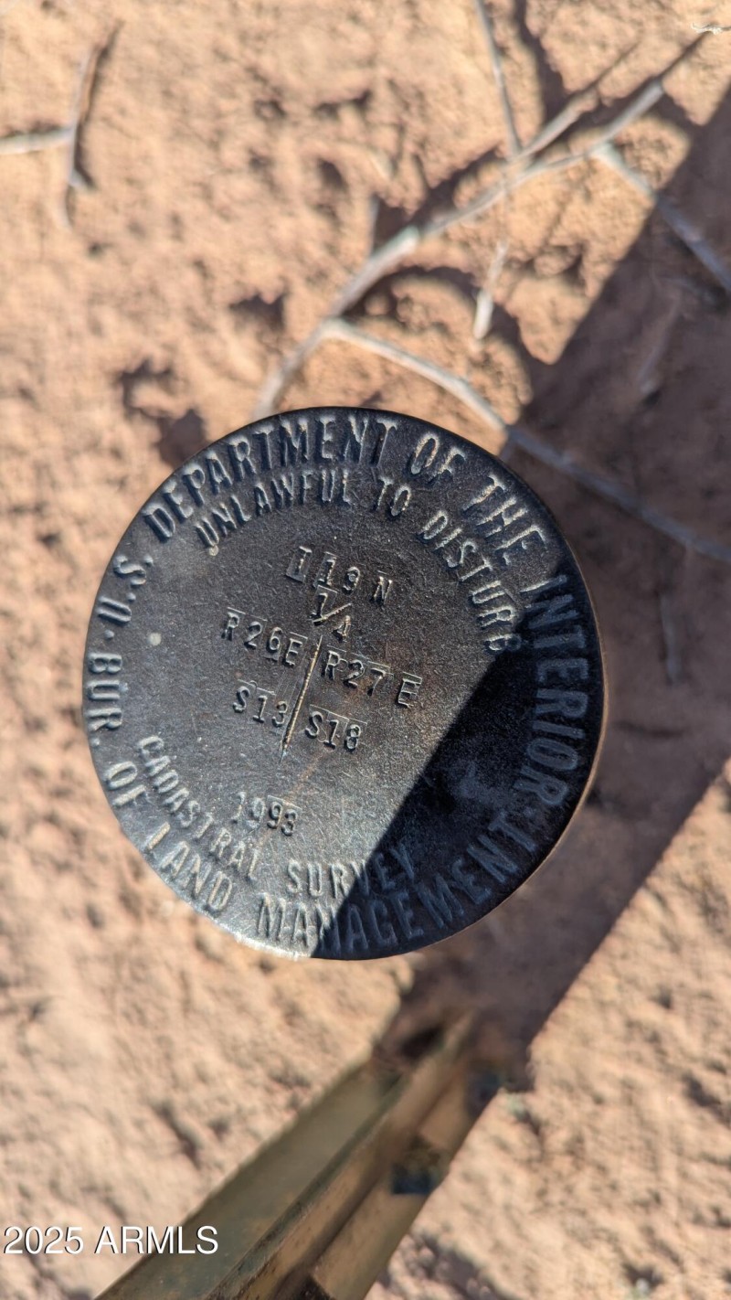 PXL_20251209_212444080