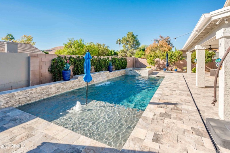 3951 E Cullumber St - Pool:Spa